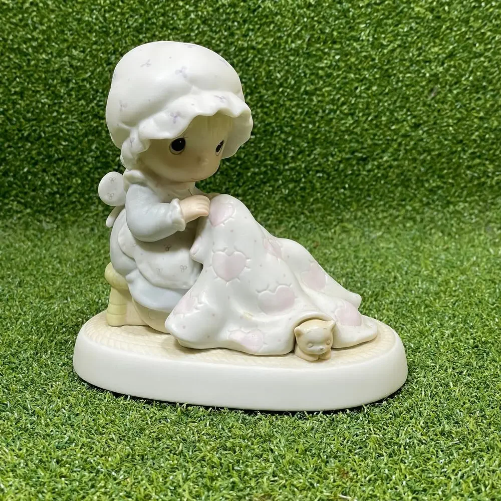 Vintage 1984 Precious Moments Love Covers All Porcelain Figurine Model 12009
